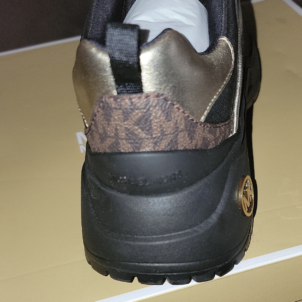 New+ Box Michael MICHAEL KORS DARA TRAINER SNEAKERS Size 7.5M - Picture 6 of 7